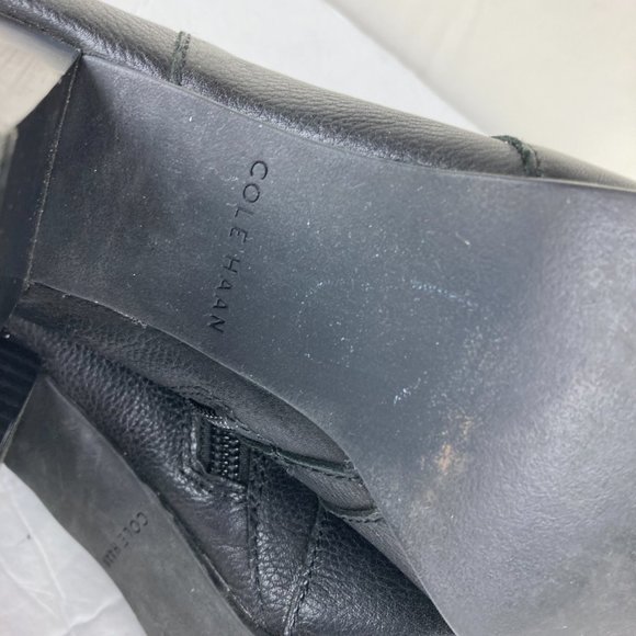 COLE HAAN Womens Sz 8 Black Leather Ankle Boots Block Heels Side Zip Buckle - Picture 13 of 13